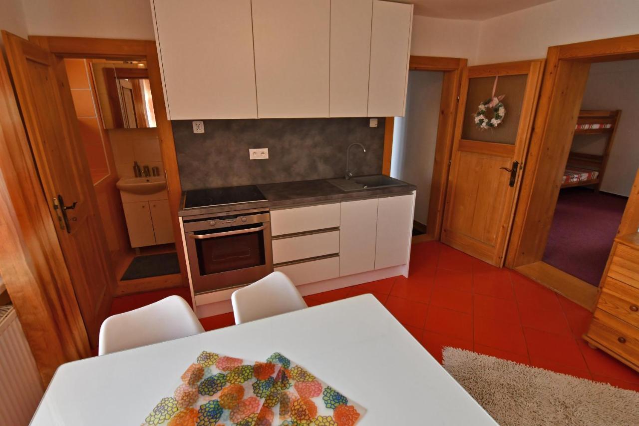 Vip Apartmany Bešeňová Buitenkant foto