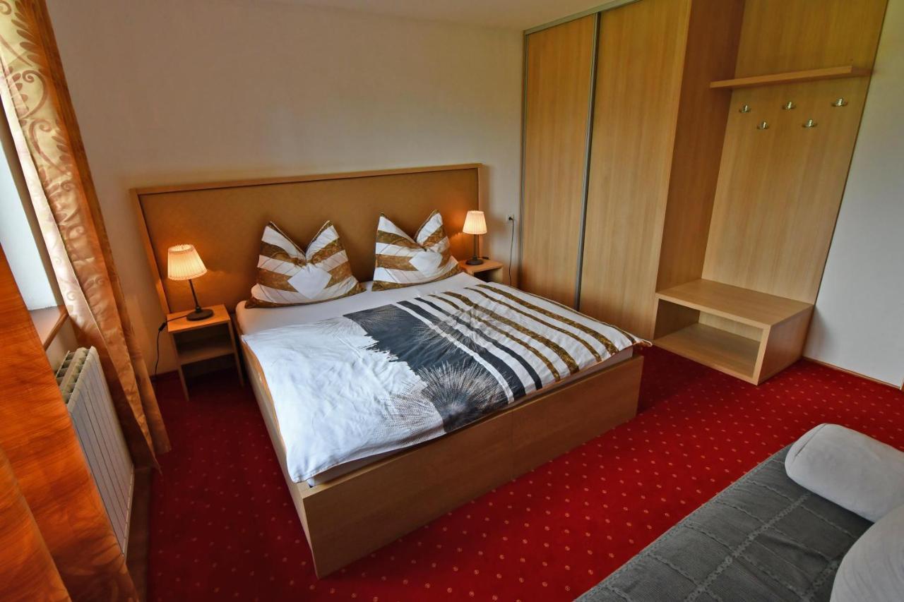 Vip Apartmany Bešeňová Buitenkant foto