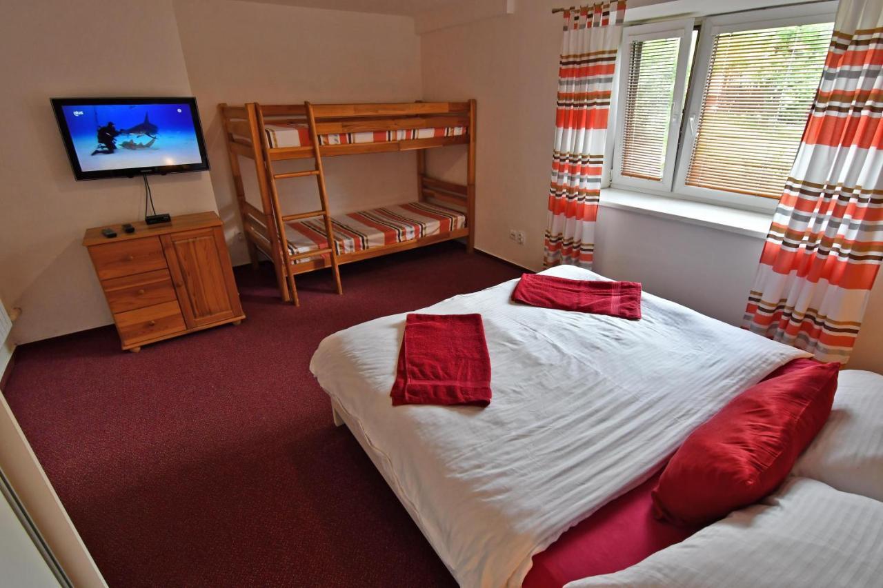 Vip Apartmany Bešeňová Buitenkant foto