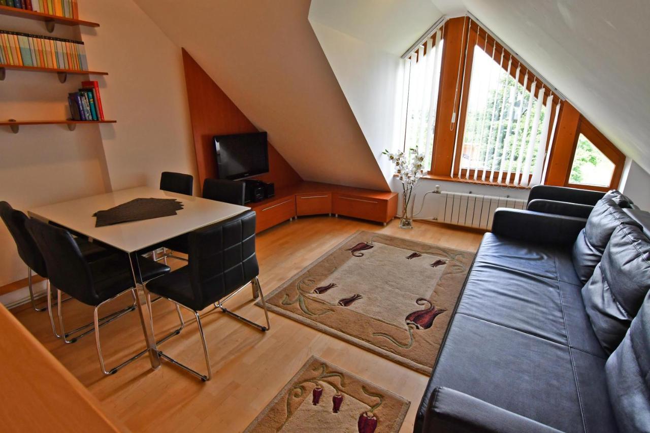Vip Apartmany Bešeňová Buitenkant foto